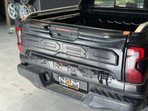 Ford Ranger 2023+ Bagaj Kaplama Arka Kapak Plastiği Parlak Siyah