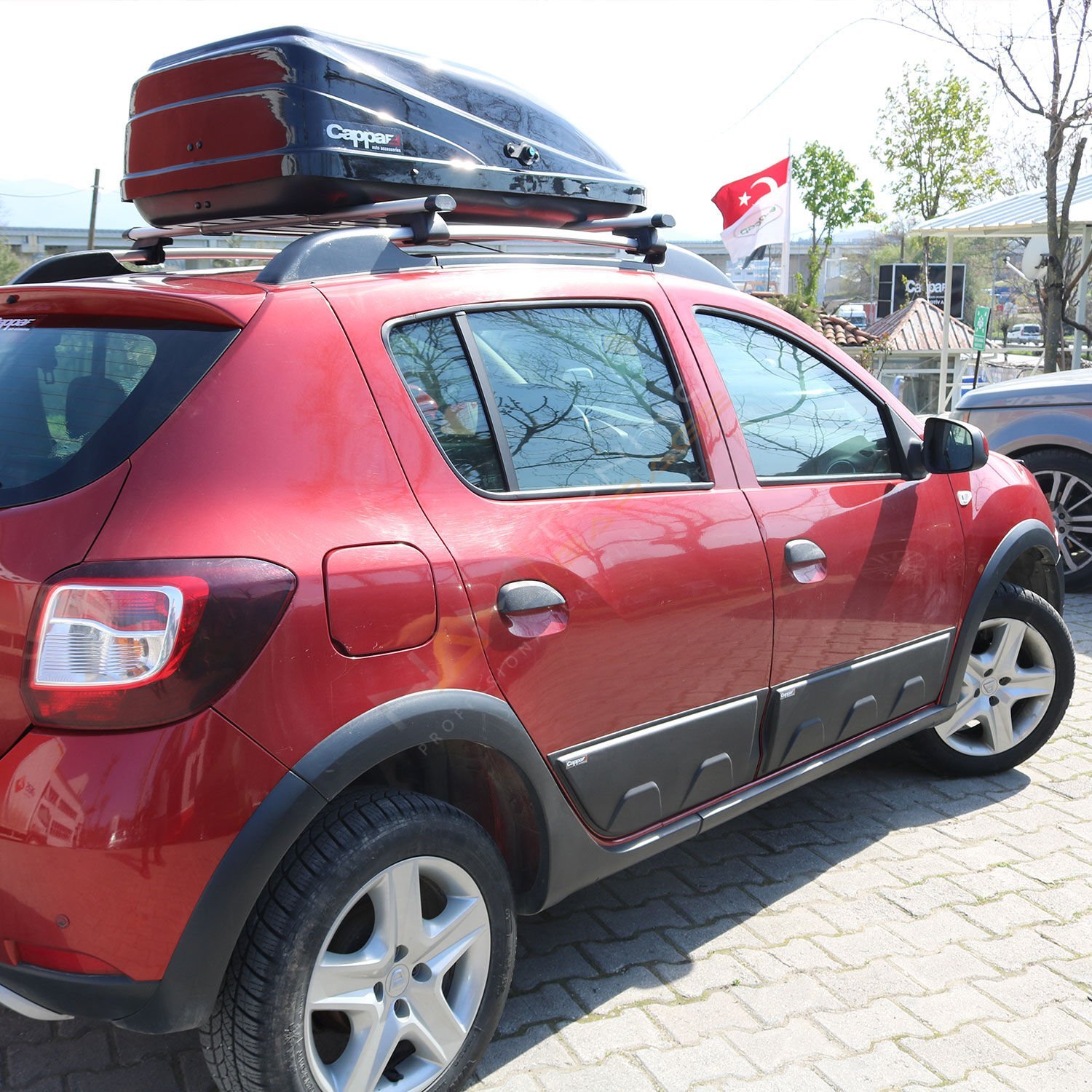 Dacia Sandero Kapı Kaplama Seti Kapı Dodiği Mat Siyah 2012-2020