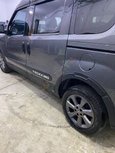 Doblo Dodik Kapı Marşpiyel Seti 14 parça Mat Siyah 2015 2022 arası uyumlu