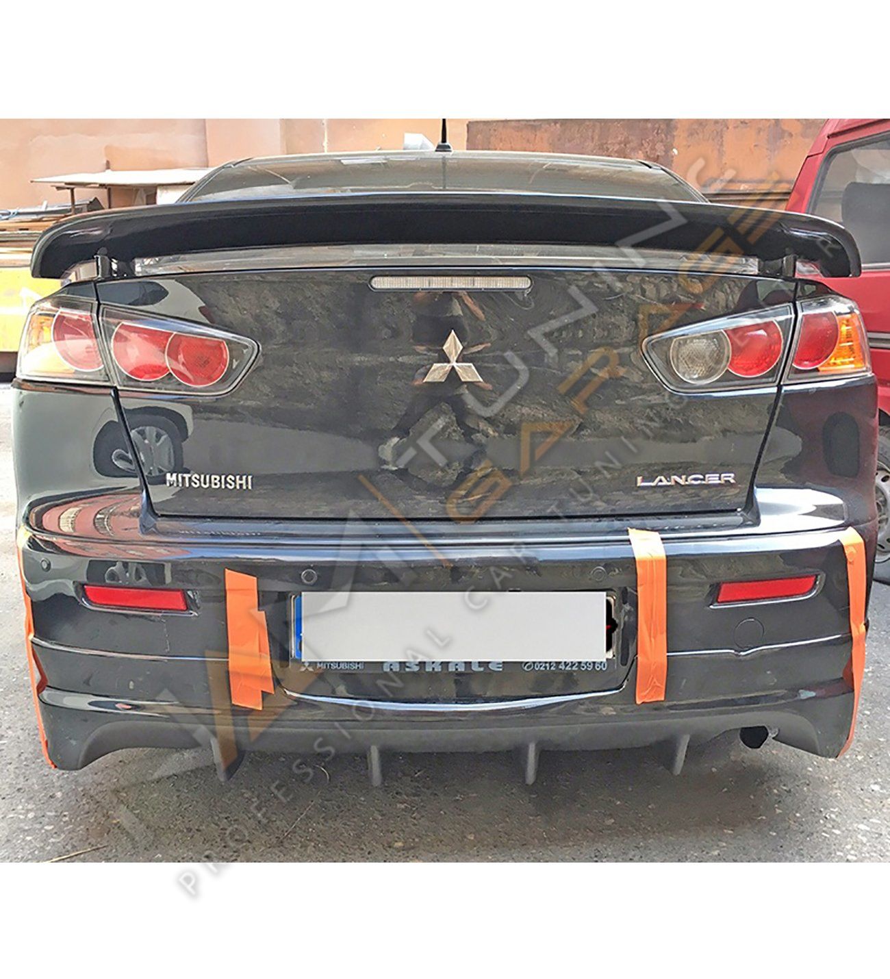 Mitsubishi Lancer Evo Arka Ek Plastik Boyasız