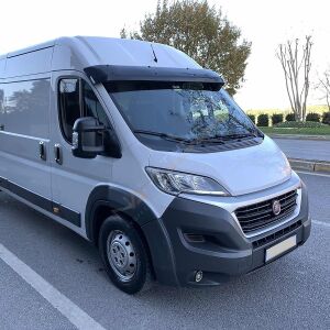 Fiat Ducato Ön Cam Güneşliği 2014+ Parlak Siyah