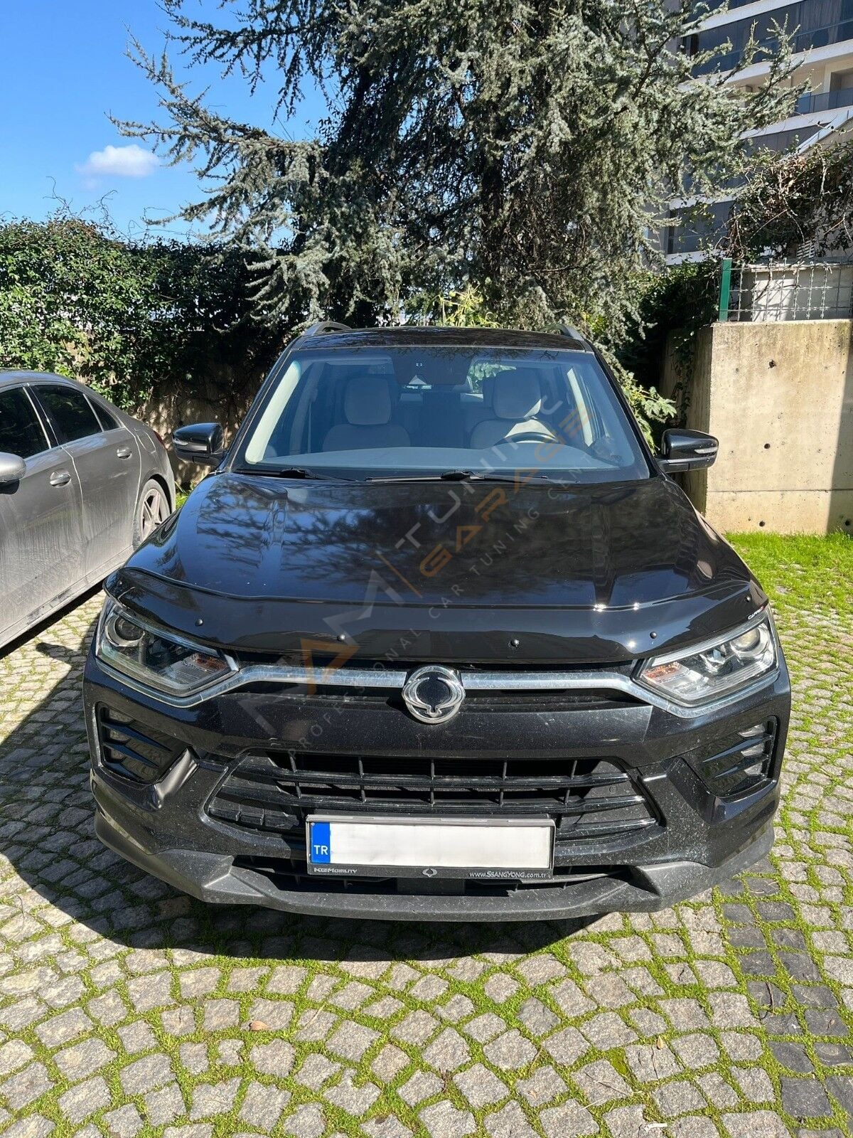 Ssangyong Korando Kaput Rüzgarlığı Maskesi 2019-2024 arası Parlak Siyah