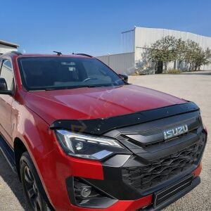 Isuzu Dmax Kaput Rüzgarlığı Maskesi 2024+ Parlak Siyah D-max