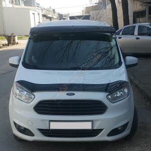 Ford Courier Ön Cam Güneşliği 2014-2017 Parlak Siyah