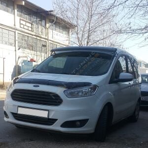 Ford Courier Ön Cam Güneşliği 2014-2017 Parlak Siyah