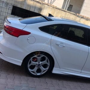 Ford Focus Arka Cam Üstü Spoyler 2011-2018 arası Uyumlu Plastik