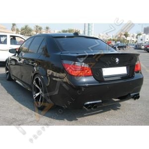 BMW E60 Cam Üstü Spoyler Yarasa Model Parlak Siyah 2003-2010 Spoiler