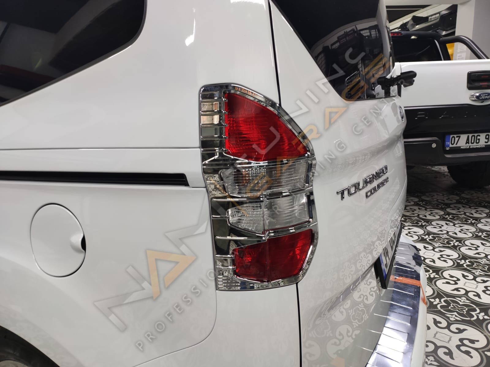 Ford Courier Stop Çerçevesi 2014+ ABS Krom