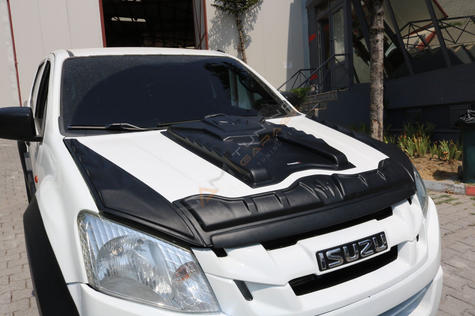 Isuzu Dmax Kaput Üstü Kaplama Dragon Pack 3 Parça 2012-2017 arası