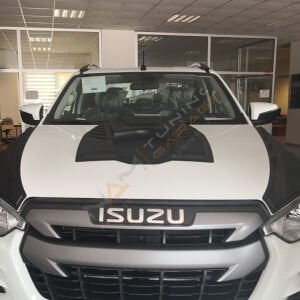 Isuzu Dmax Kaput Scoop 2020+