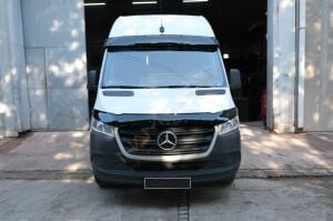 Mercedes Sprinter Ön Cam Güneşliği 2006-2018 arası Parlak Siyah