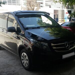 Mercedes Vito Ön Cam Güneşliği 2015-2020 arası Parlak Siyah