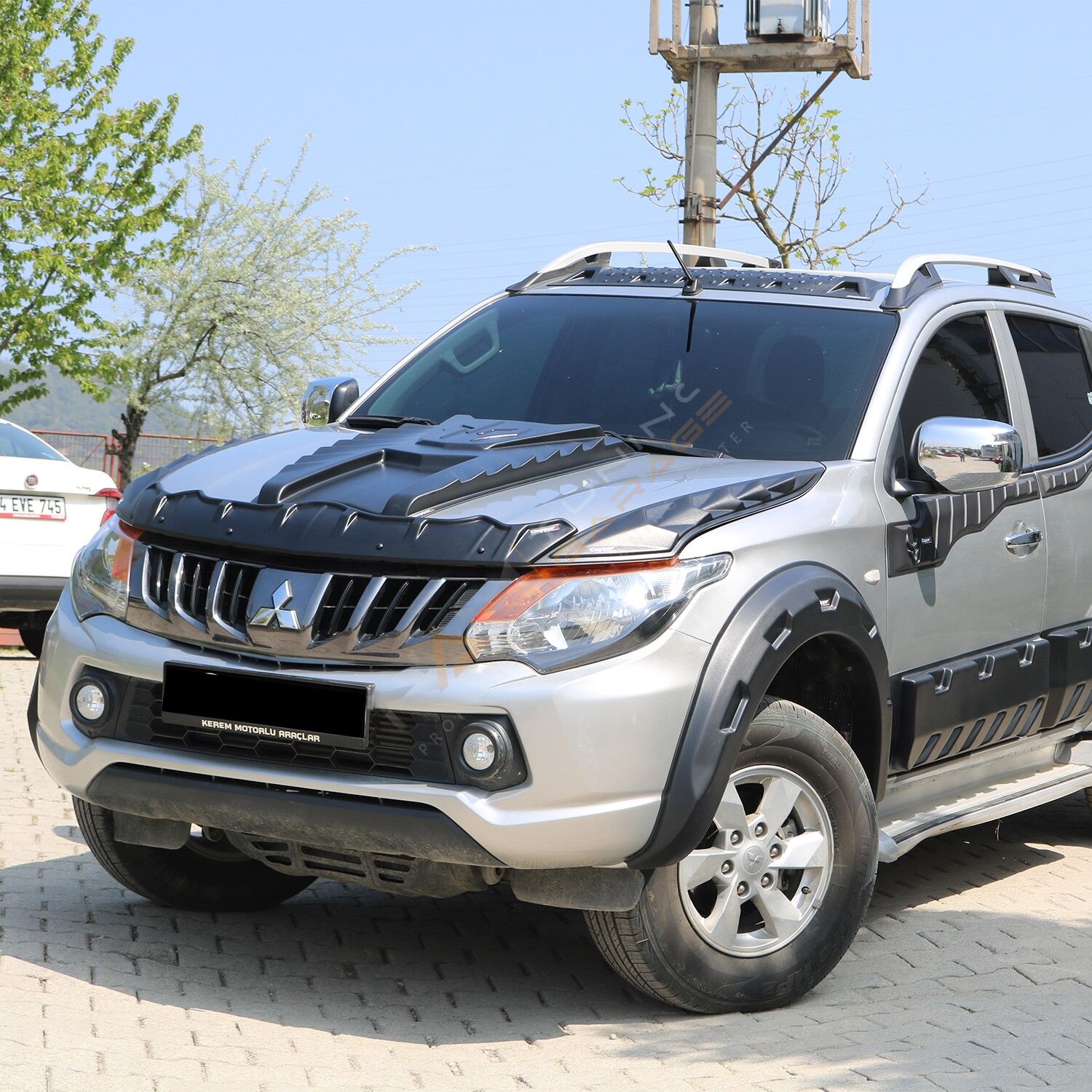 Mitsubishi L200 Kaput Üstü Kaplama Dragon Pack 3 Parça 2015-2018 arası